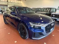 Usata Audi Q8 Sport 286 CV (210 kW) 2023 Blu/azzurro SUV