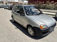 Usata Fiat 600 73 CV (53 kW) 1999 Grigio Berlina