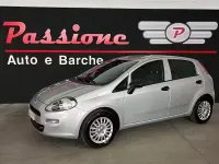 Begagnad Fiat Punto Evo 69 HK (50 kW) 2018 Grå Halvkombi