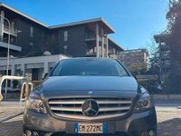 Usata Mercedes B180 Executive 109 CV (80 kW) 2012 Grigio Monovolume