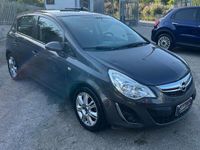 Usata Opel Corsa Edition 85 CV (62 kW) 2013 Grigio Berlina