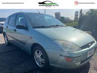 Usata Ford Focus Ambiente 101 CV (74 kW) 2001 Verde acqua Berlina