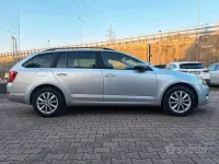 Usata Skoda Octavia Executive 110 CV (80 kW) 2016 Grigio Station wagon