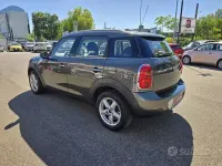 Usata Mini One Countryman 98 CV (72 kW) 2011 Marrone SUV