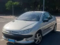 Usata Peugeot 206 CC 109 CV (80 kW) 2002 Grigio Cabrio