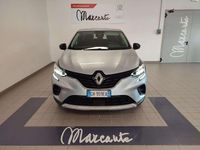 Usata Renault Captur Intens 145 CV (106 kW) 2022 Argento SUV