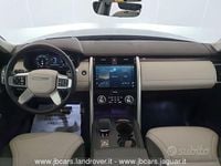 Usata Land Rover Discovery 5 351 CV (258 kW) 2024 Grigio scuro SUV