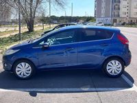 Usata Ford Fiesta Titanium 68 CV (50 kW) 2009 Blu/azzurro Utilitaria