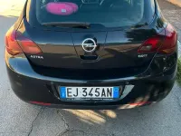 Usata Opel Astra Sport 135 CV (99 kW) 2011 Nero Berlina