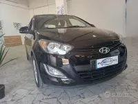 Usata Hyundai i20 85 CV (62 kW) 2013 Nero Utilitaria