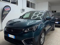 Usata Peugeot 5008 Active 120 CV (88 kW) 2018 Blu SUV