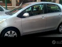 Usata Toyota Yaris 65 CV (47 kW) 2008 Grigio Utilitaria