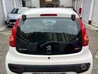Usata Peugeot 107 68 CV (50 kW) 2010 Bianco Utilitaria