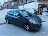 usata Peugeot 208 1.4 HDi 68 CV 5 porte Allure