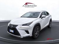 Usata Lexus NX300h Executive Line 155 CV (114 kW) 2018 Bianco SUV