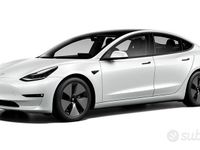 Usata Tesla Model 3 Standard Range Plus 208 kW (283 CV) 2021 Bianco Berlina