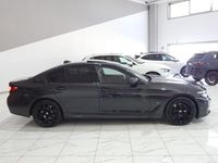 Usata BMW 520 M Sport 190 CV (139 kW) 2022 Grigio Berlina
