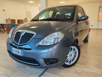 Usata Lancia Ypsilon 60 CV (44 kW) 2009 Grigio Utilitaria