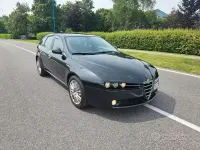Usado Alfa Romeo 159 120 CV (88 kW) 2009 Negro Familiar