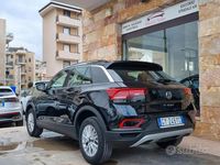 Usata VW T-Roc Life 116 CV (85 kW) 2025 Nero SUV