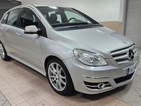 Usata Mercedes B180 Premium 109 CV (80 kW) 2011 Argento Monovolume