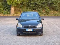 Usata Toyota Yaris Sol 65 CV (47 kW) 2004 Nero Berlina