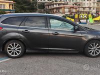 Usata Ford Focus 120 CV (88 kW) 2017 Grigio Station wagon