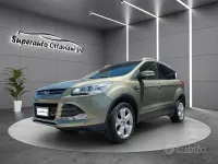 Usata Ford Kuga Titanium 163 CV (119 kW) 2012 Verde SUV