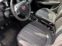 Usata Fiat Punto 75 CV (55 kW) 2011 Grigio Utilitaria