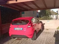 Usata Ford Fiesta 80 CV (58 kW) 2015 Rosso Utilitaria