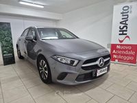 Usata Mercedes A180 Business 116 CV (85 kW) 2022 Mountaingrau (n.b modello 180 Berlina