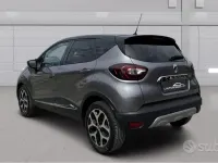 Usado Renault Captur 90 CV (66 kW) 2019 Gris SUV