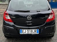 Usata Opel Corsa Cosmo 95 CV (69 kW) 2011 Nero Utilitaria