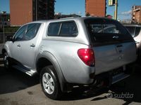 Usata Mitsubishi L200 Intense 136 CV (100 kW) 2011 Grigio Pick-up