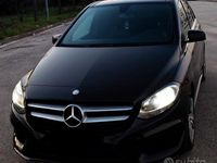 Usata Mercedes B200 AMG 136 CV (100 kW) 2017 Nero Monovolume