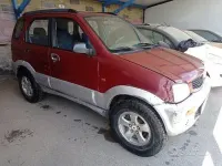 Usata Daihatsu Terios 90 CV (66 kW) 2004 Rosso SUV