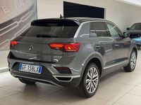 Usata VW T-Roc Advance 150 CV (110 kW) 2021 Grigio SUV