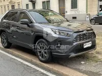 Usata Toyota RAV4 Active 178 CV (130 kW) 2022 Marrone SUV