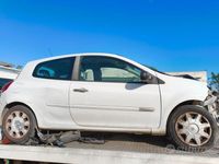 Usata Renault Clio II 75 CV (55 kW) 2010 Bianco Utilitaria