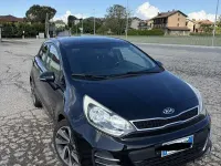 Begagnad Kia Rio 90 HK (66 kW) 2015 Svart Sedan