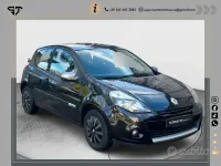 Usata Renault Clio II 75 CV (55 kW) 2011 Nero Berlina