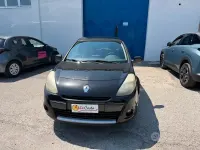 Usata Renault Clio II 75 CV (55 kW) 2010 Nero Berlina