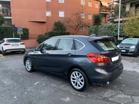 Usata BMW 218 Luxury Line 149 CV (109 kW) 2016 Grigio Monovolume
