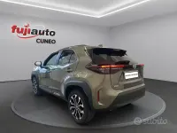 Usata Toyota Yaris Cross Trend 116 CV (85 kW) 2023 Rosso SUV