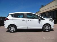 Usata Ford B-MAX Business Edition 90 CV (66 kW) 2017 Bianco Monovolume