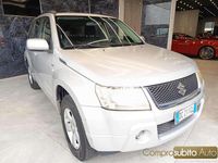 Usata Suzuki Grand Vitara 129 CV (94 kW) 2006 Grigio scuro SUV