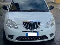 Usata Lancia Ypsilon 75 CV (55 kW) 2011 Bianco Utilitaria