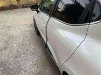 Usata Renault Clio IV Intens 90 CV (66 kW) 2017 Bianco Berlina