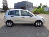 Usata Mazda 2 Active 68 CV (50 kW) 2006 Argento Monovolume