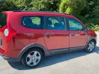 Usata Dacia Lodgy Comfort 116 CV (85 kW) 2021 Rosso Monovolume
